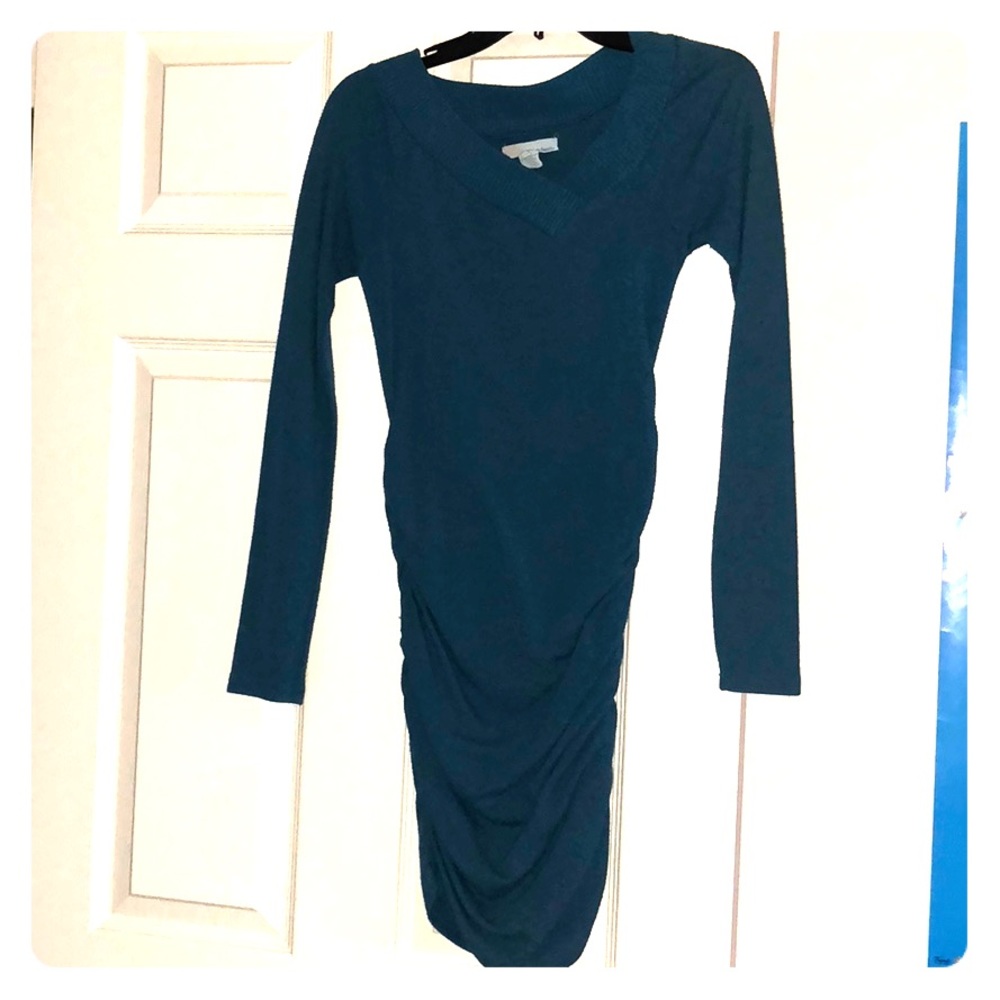 Very soft dress ! Only worn twice!